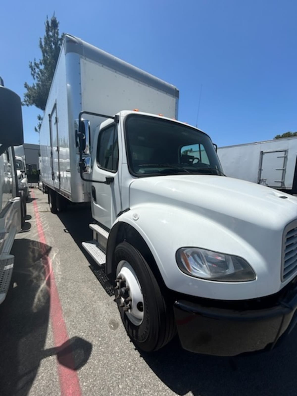 2021 Freightliner/Mercedes M2 106 200347