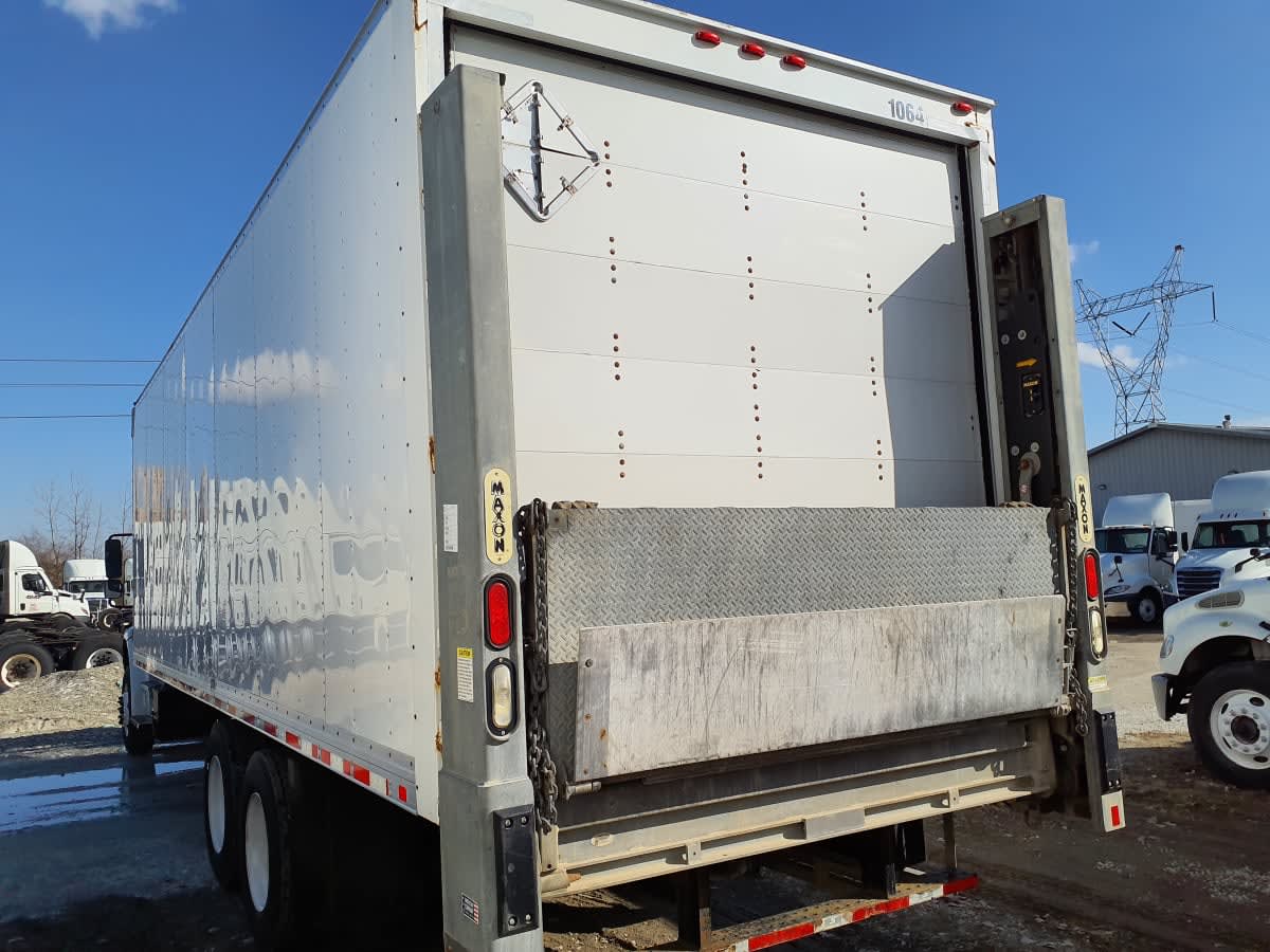 2021 Freightliner/Mercedes M2 106 200584