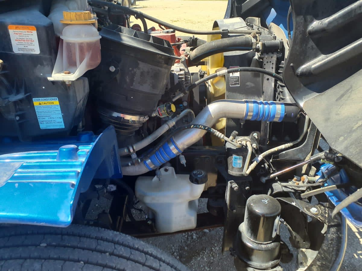 2021 Freightliner/Mercedes M2 106 201709