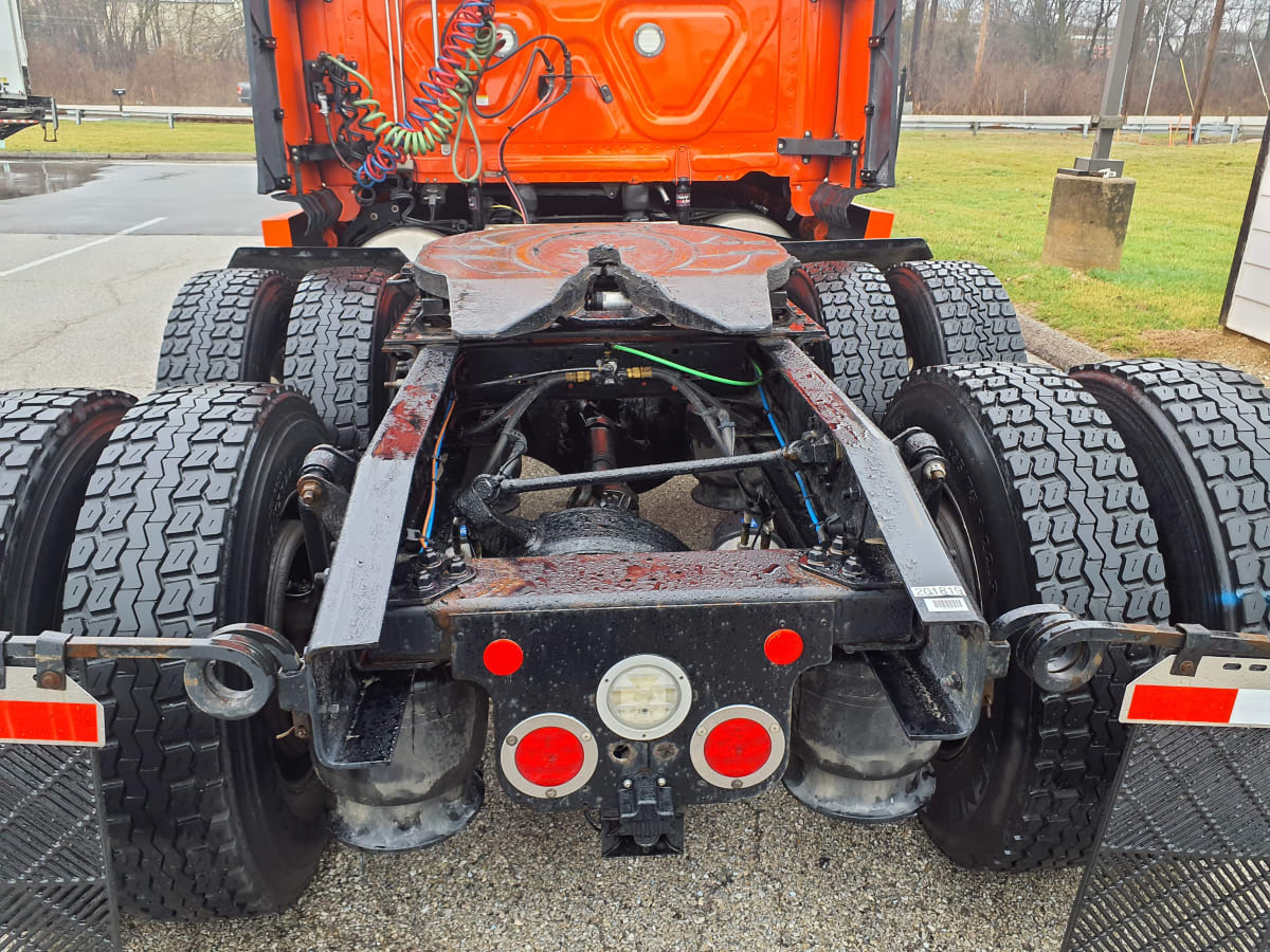 2021 Freightliner/Mercedes NEW CASCADIA PX12664 201819