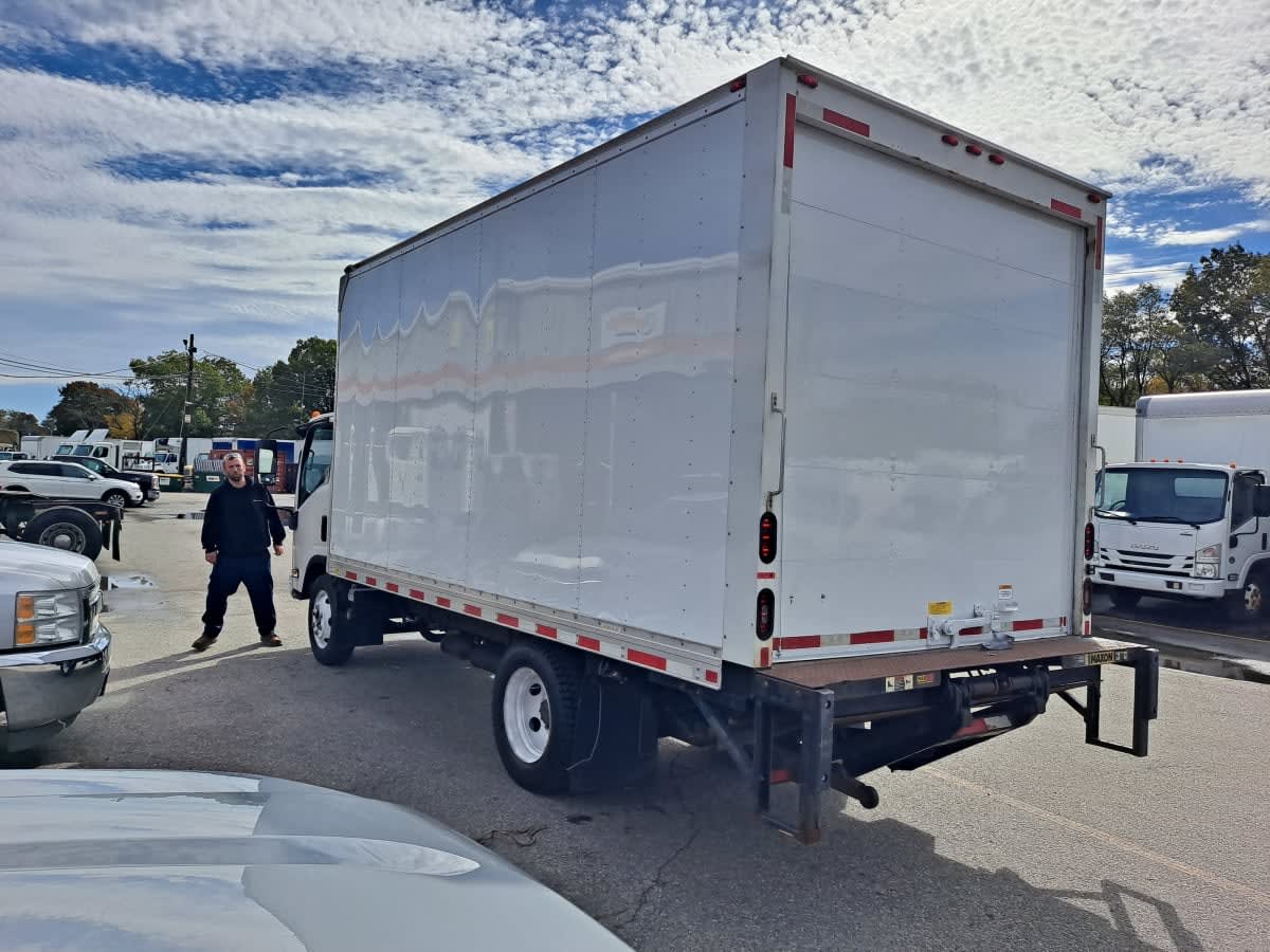 2020 Isuzu NPR 204477
