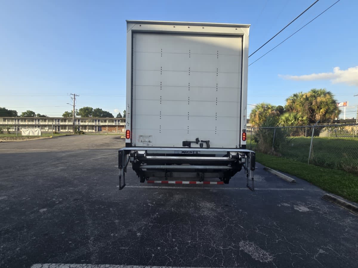 2021 Freightliner M2 106 in Tampa, FL — photo 5