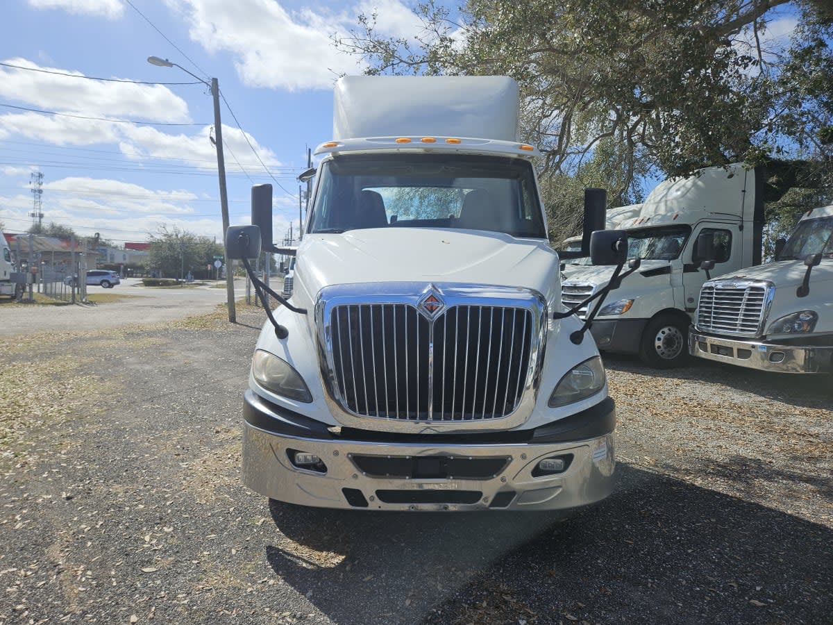 2019 Navistar International RH613 DAYCAB S/A 220048