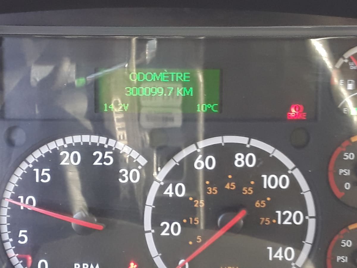 2018 Freightliner/Mercedes M2 106 221094