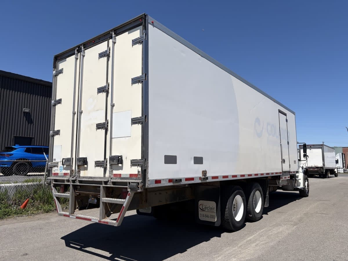 2018 Freightliner/Mercedes M2 106 221095