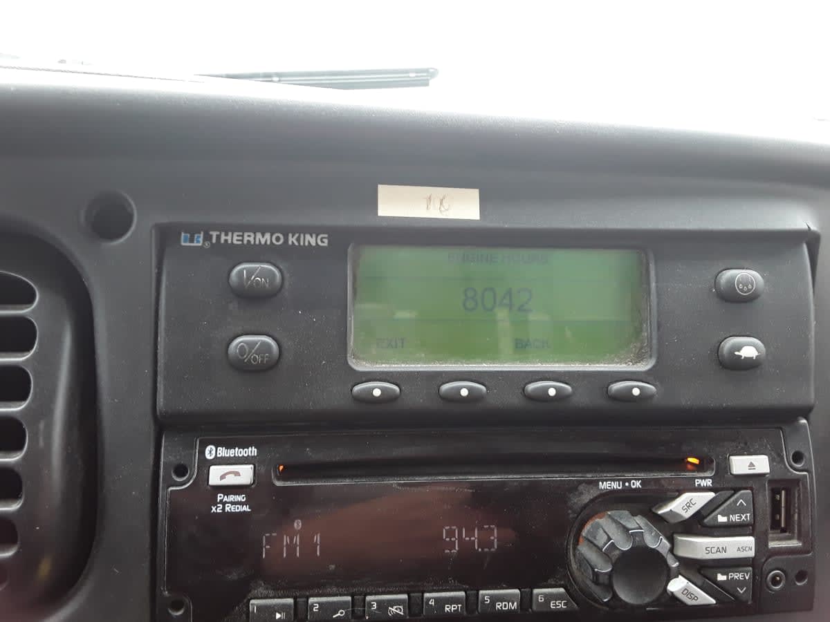 2018 Freightliner M2 106 221100