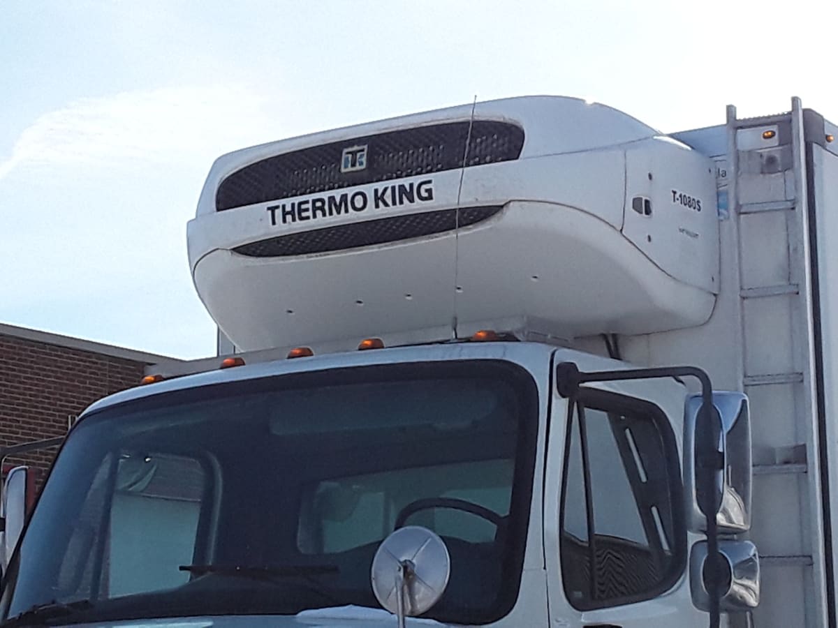 2018 Freightliner/Mercedes M2 106 221105