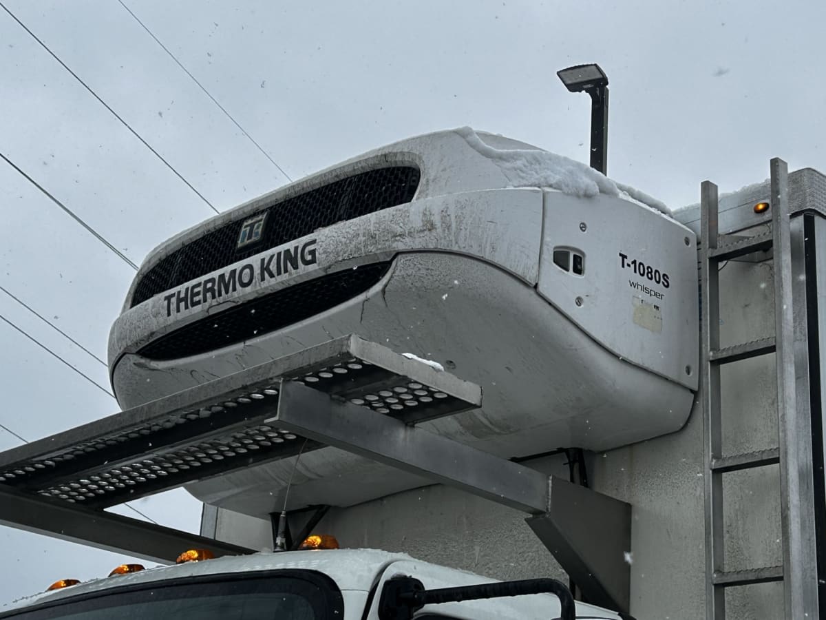 2018 Freightliner/Mercedes M2 106 221108