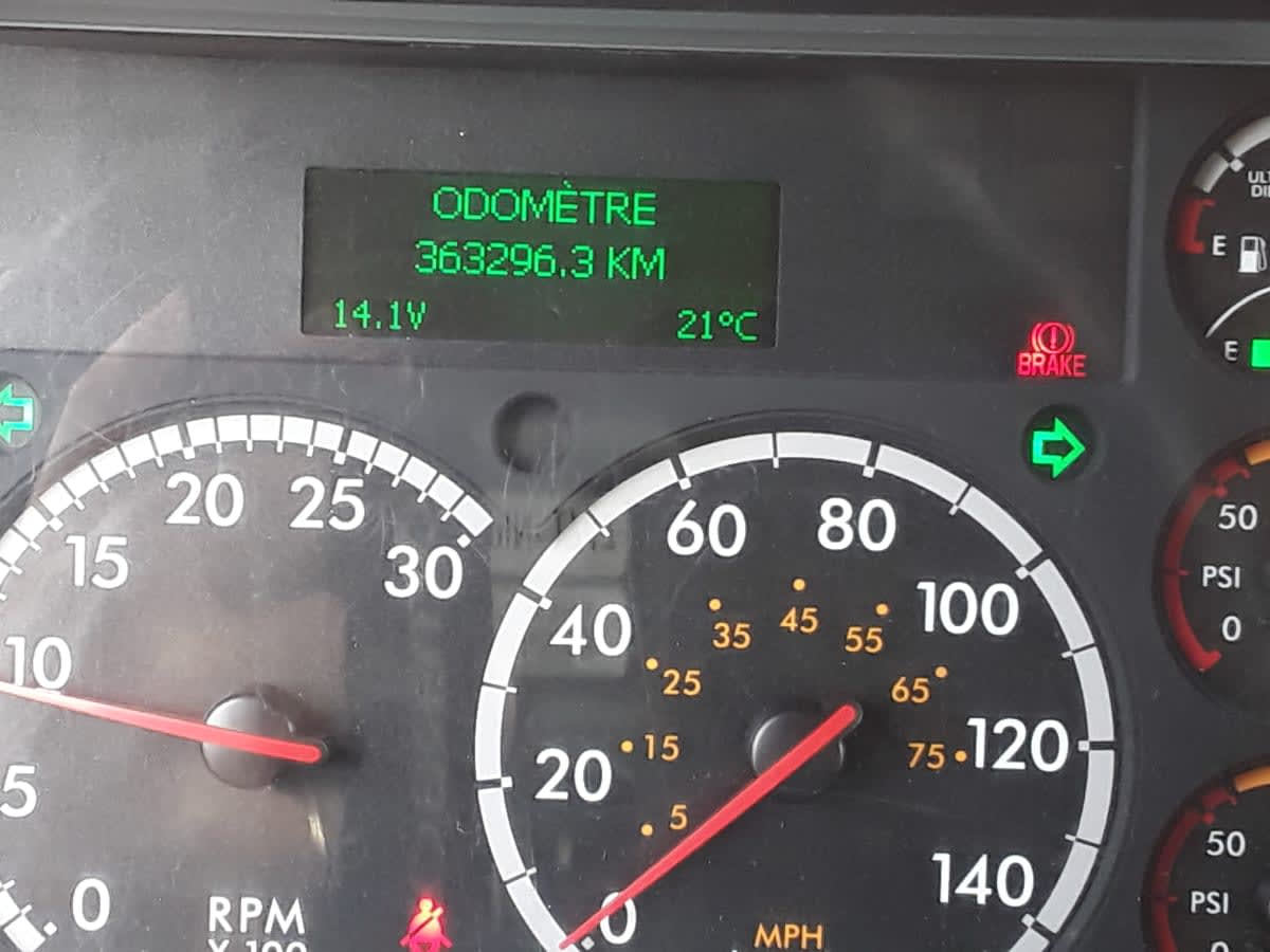 2018 Freightliner/Mercedes M2 106 221117