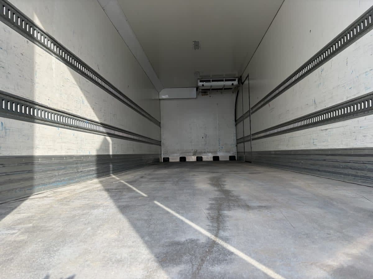 2018 Freightliner/Mercedes M2 106 221122