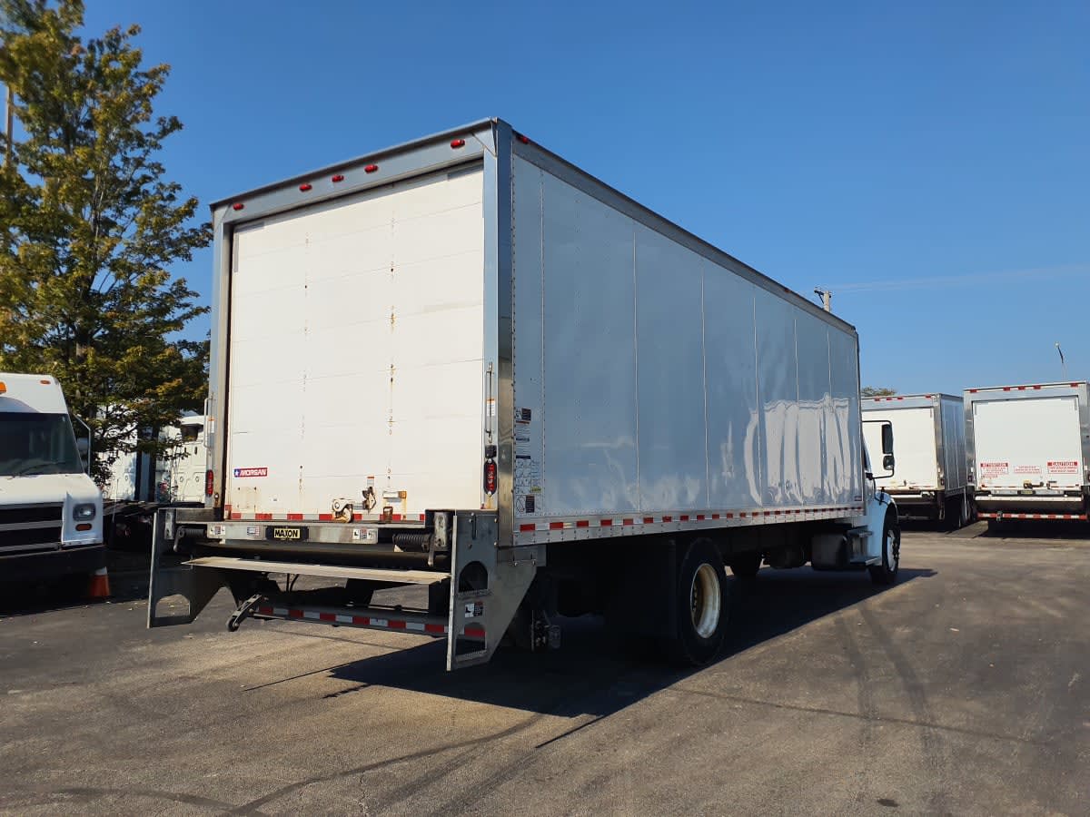 2018 Freightliner/Mercedes M2 106 221137