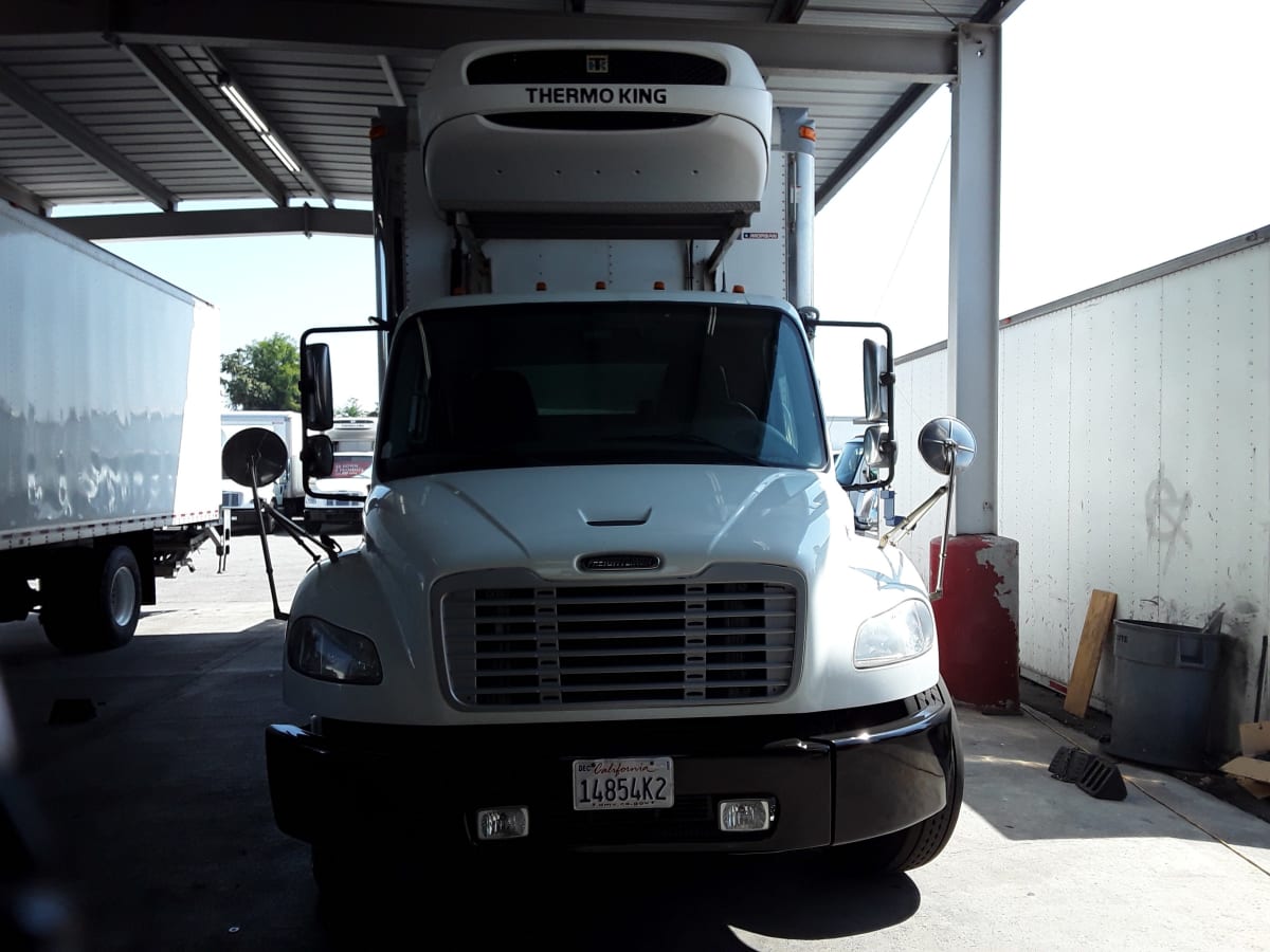 2018 Freightliner/Mercedes M2 106 221149