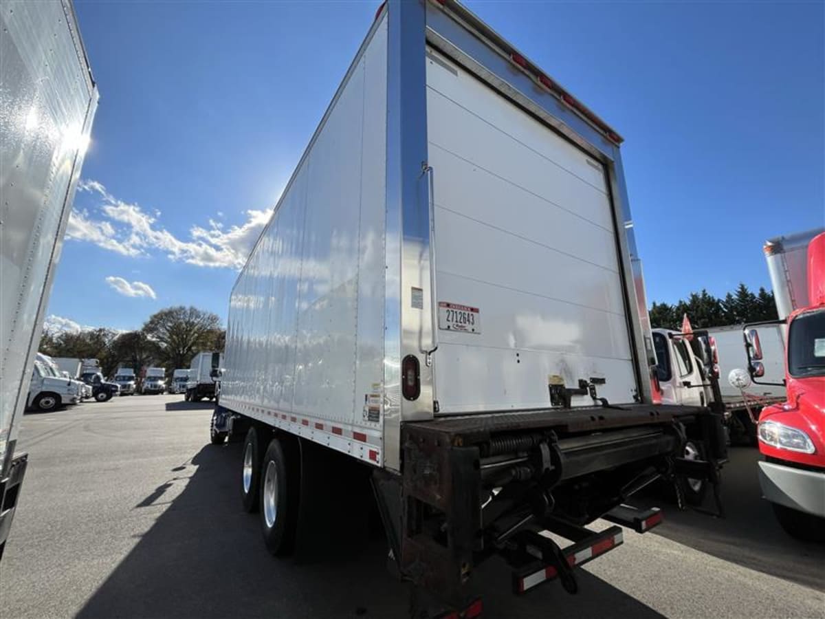 2018 Freightliner/Mercedes M2 106 221180