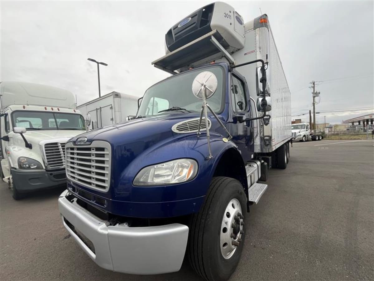 2018 Freightliner/Mercedes M2 106 221184 2018 Freightliner/Mercedes M2 106 221184
