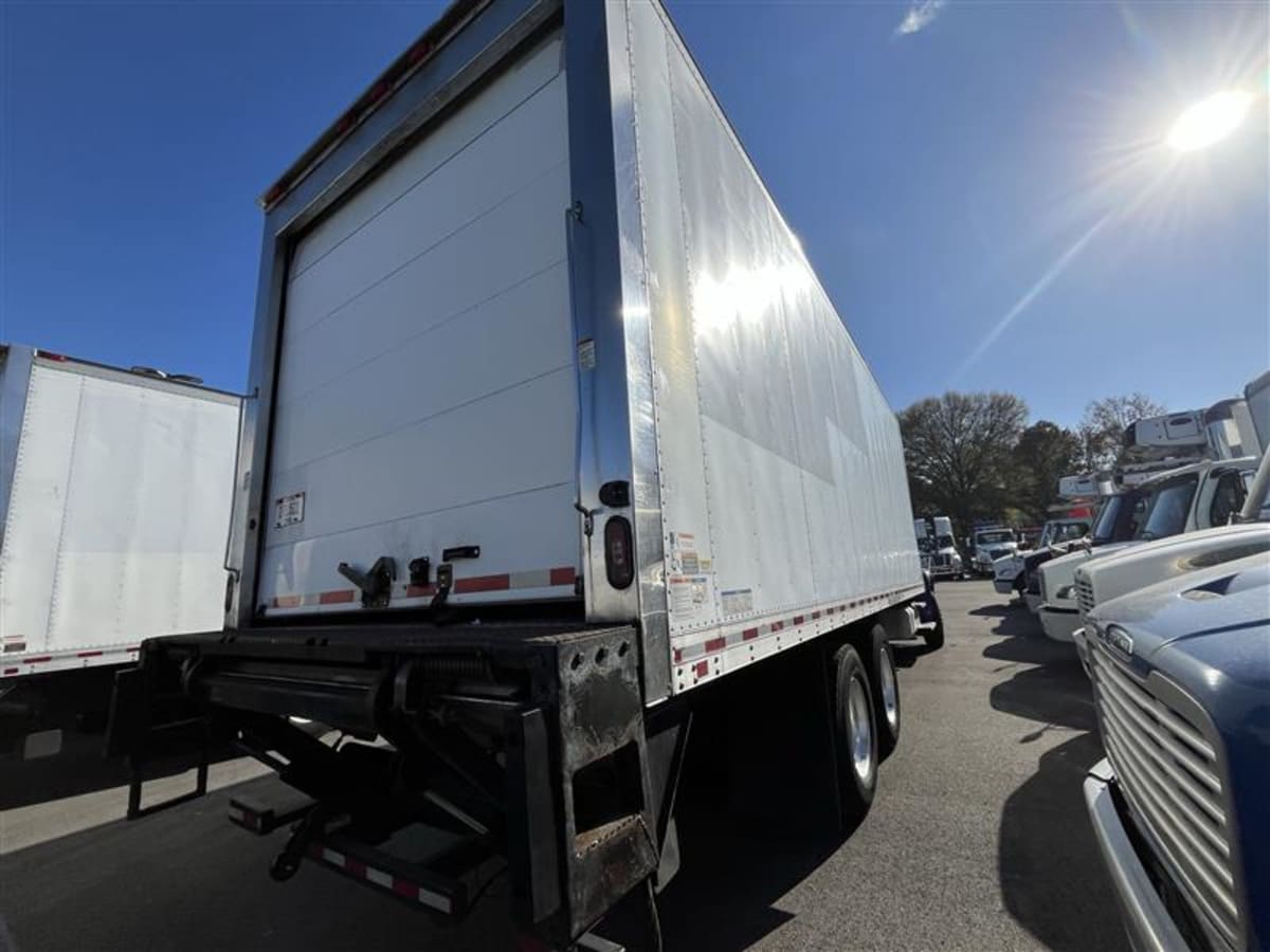 2018 Freightliner/Mercedes M2 106 221191