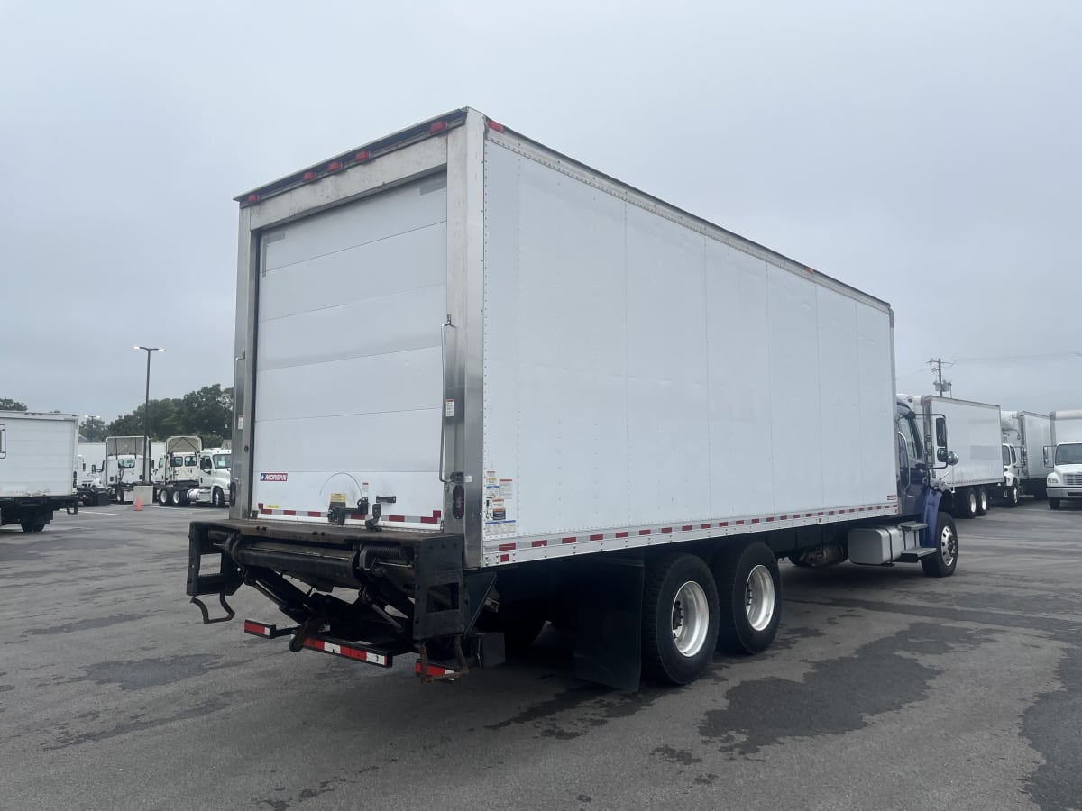 2018 Freightliner/Mercedes M2 106 221193