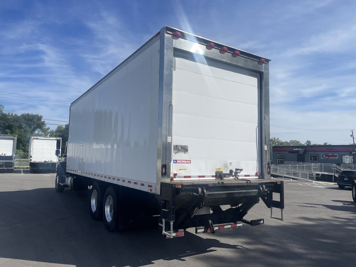 2018 Freightliner/Mercedes M2 106 221194