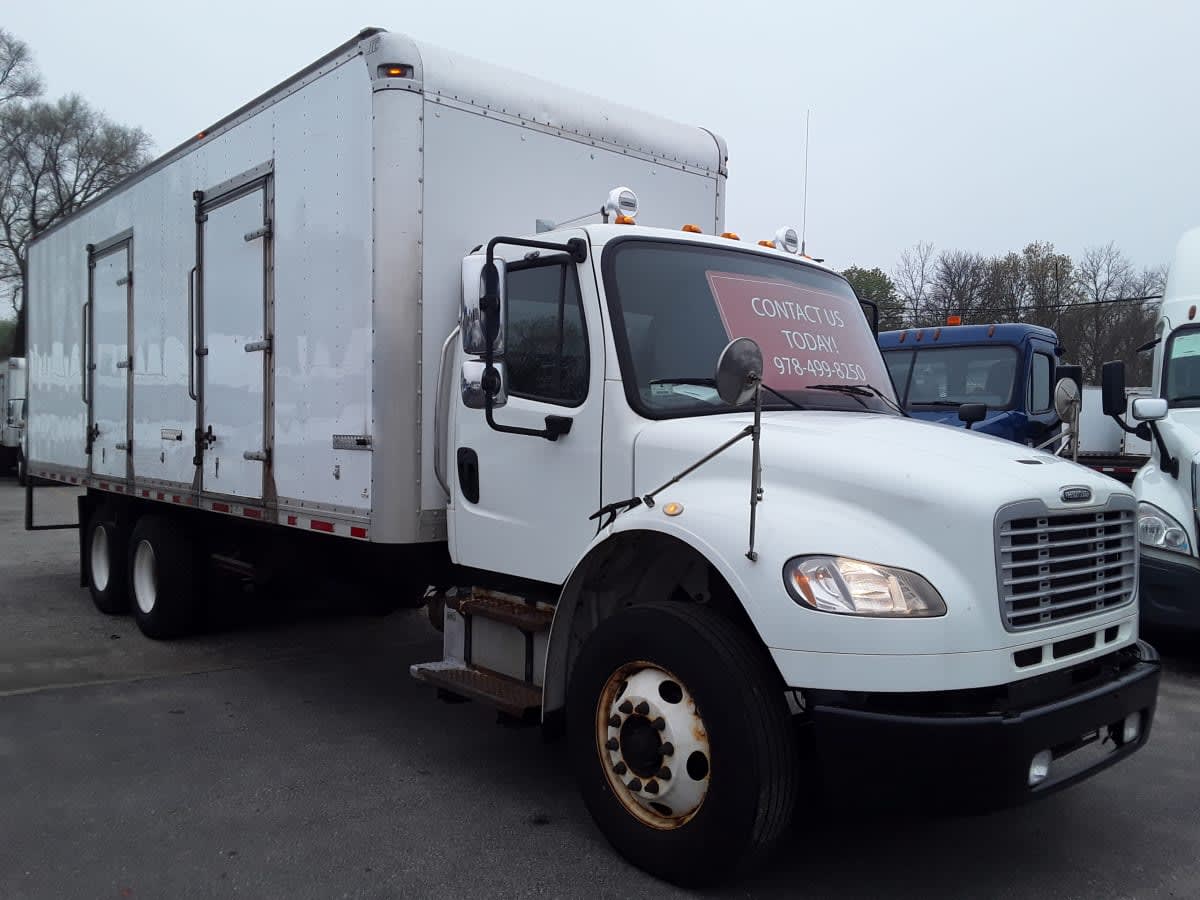 2018 Freightliner M2 106 221224