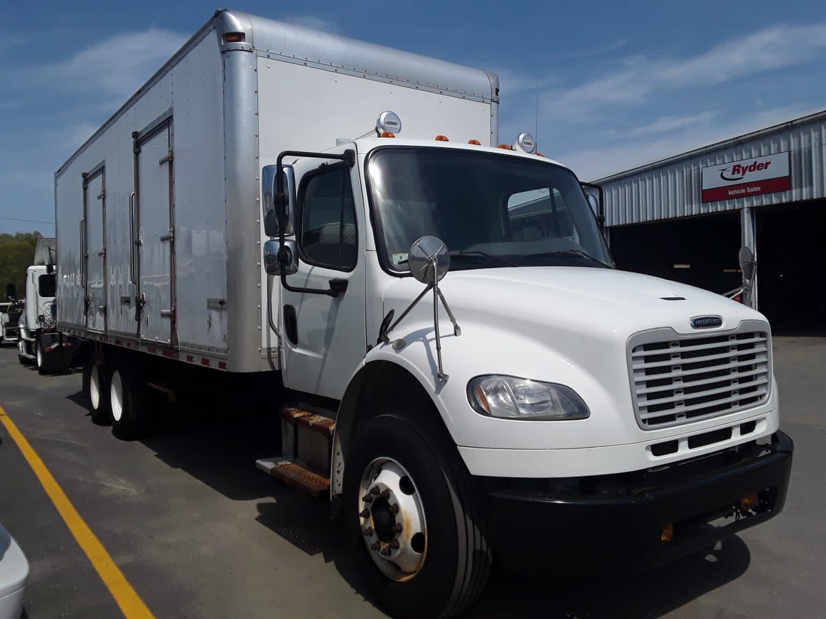 2018 Freightliner M2 106 221282