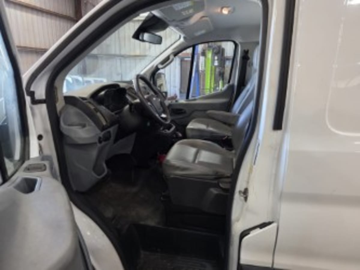 2018 Ford Motor Company TRANSIT 250 221350