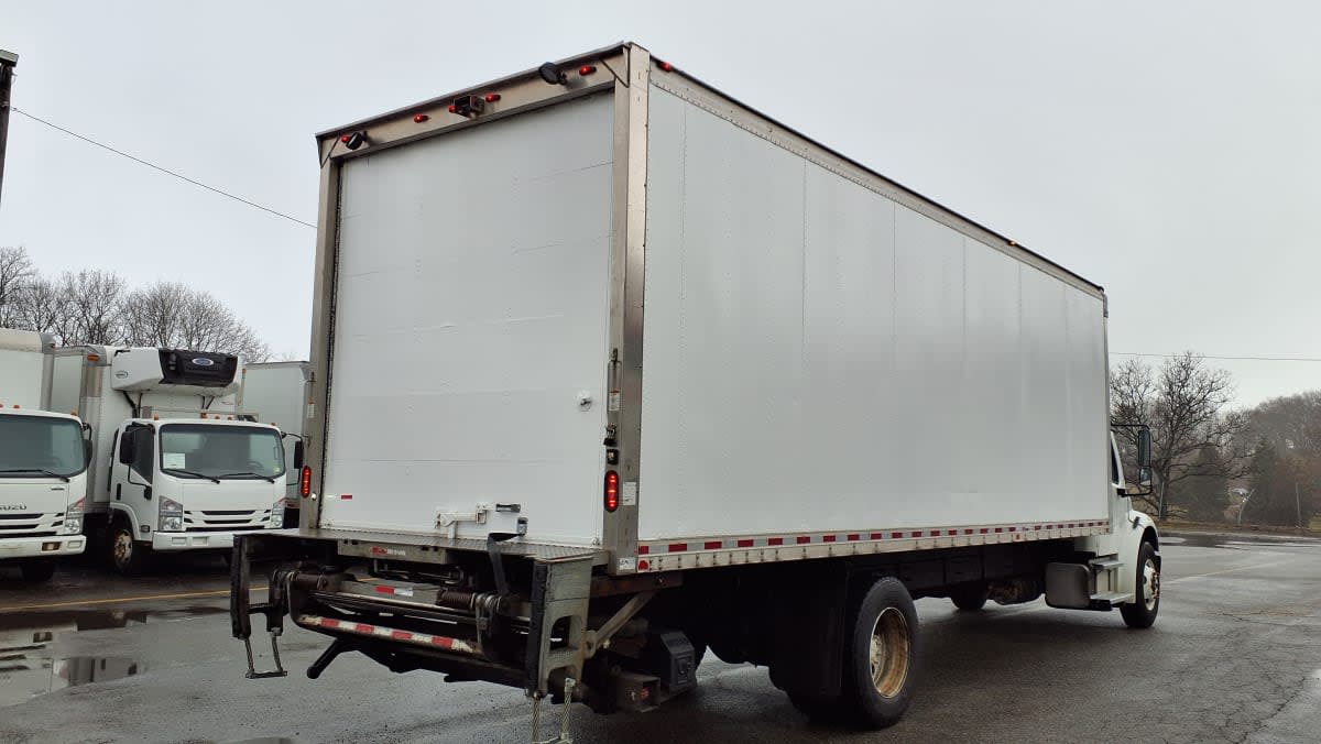 2018 Freightliner M2 106 in Salisbury, MA — photo 4