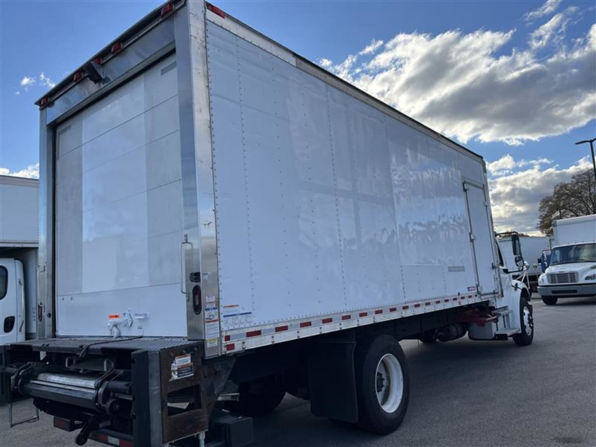 2019 Freightliner/Mercedes M2 106 221434
