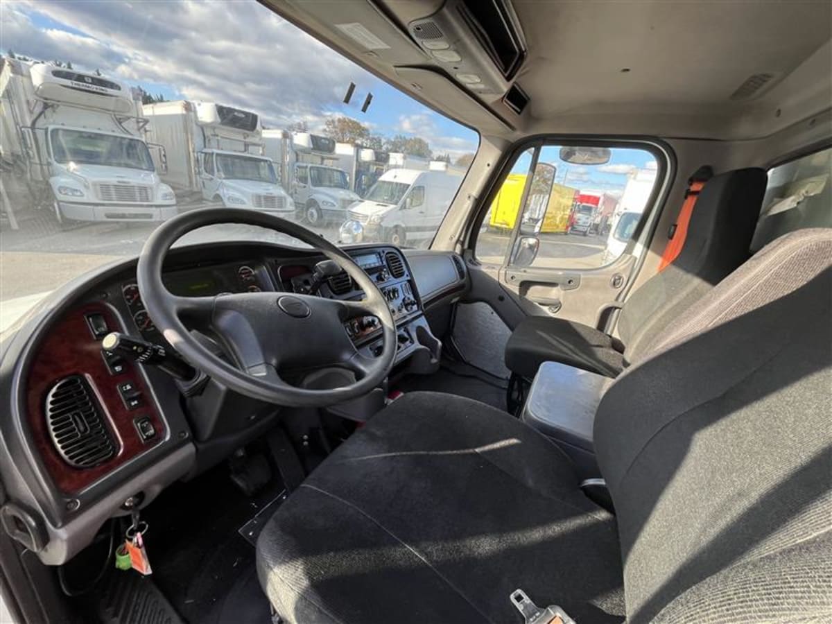 2019 Freightliner/Mercedes M2 106 221434