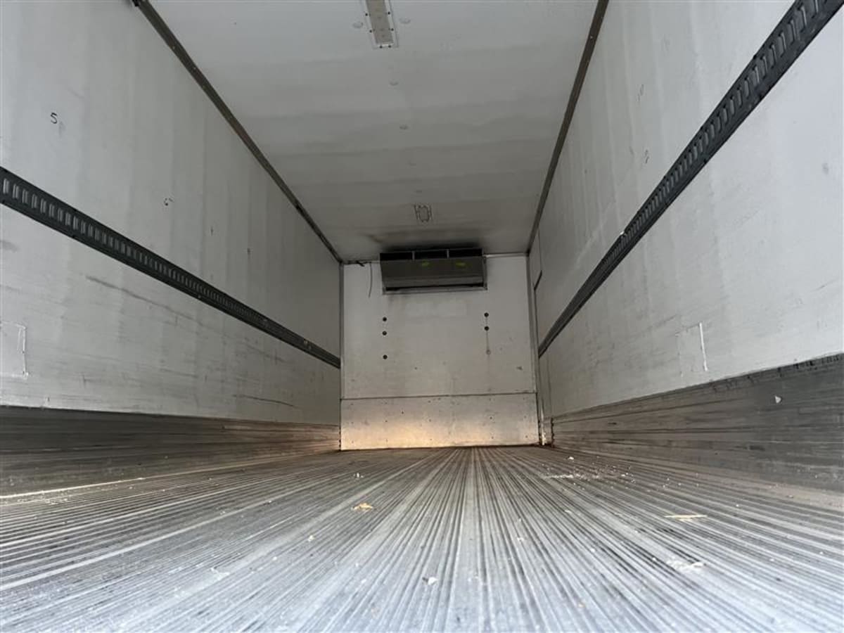 2018 Freightliner/Mercedes M2 106 221483