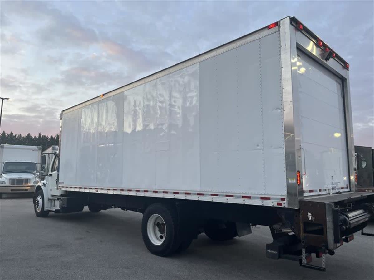 2018 Freightliner/Mercedes M2 106 221486