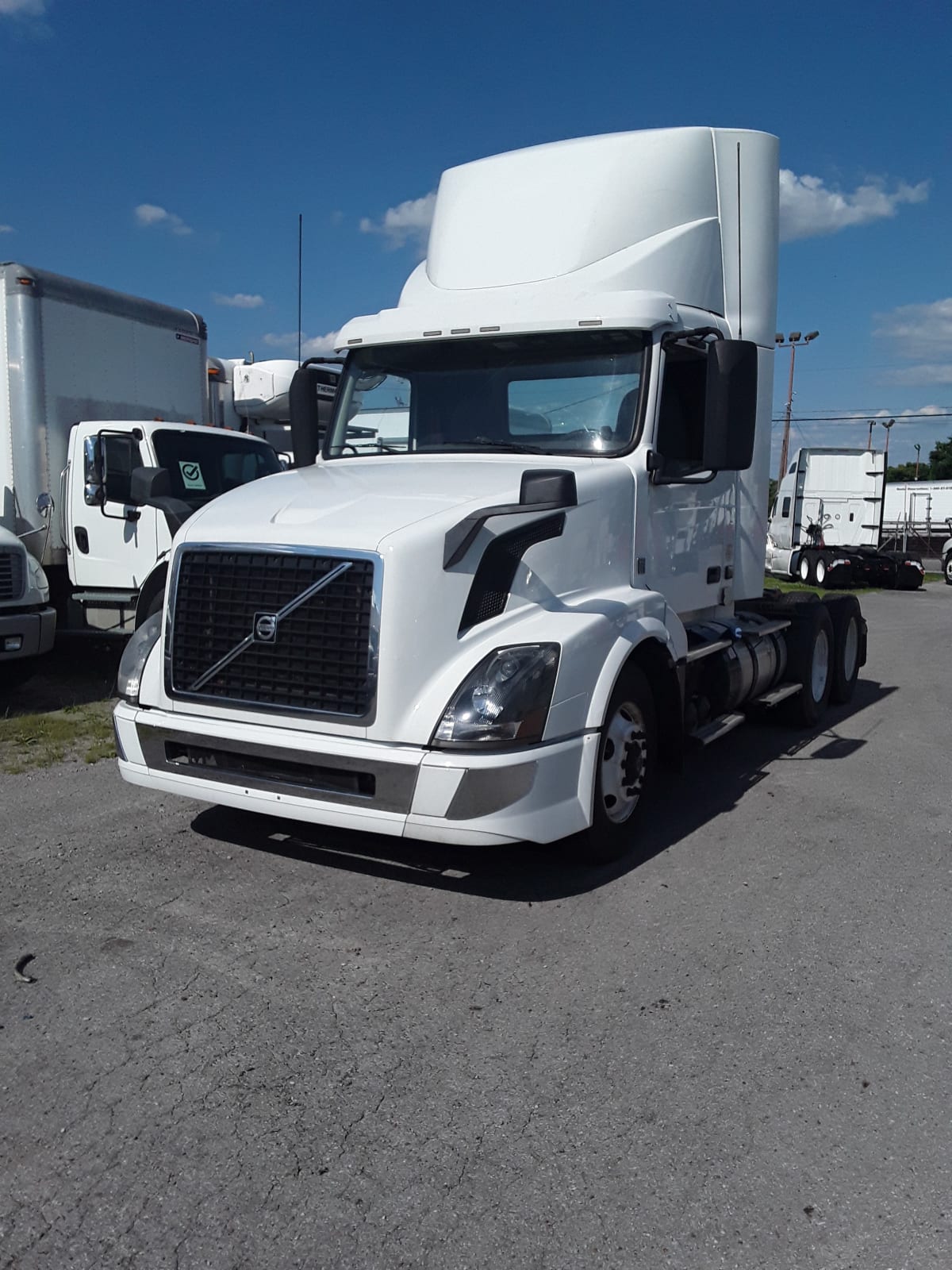 2018 Volvo VNL64TRACTOR 221502