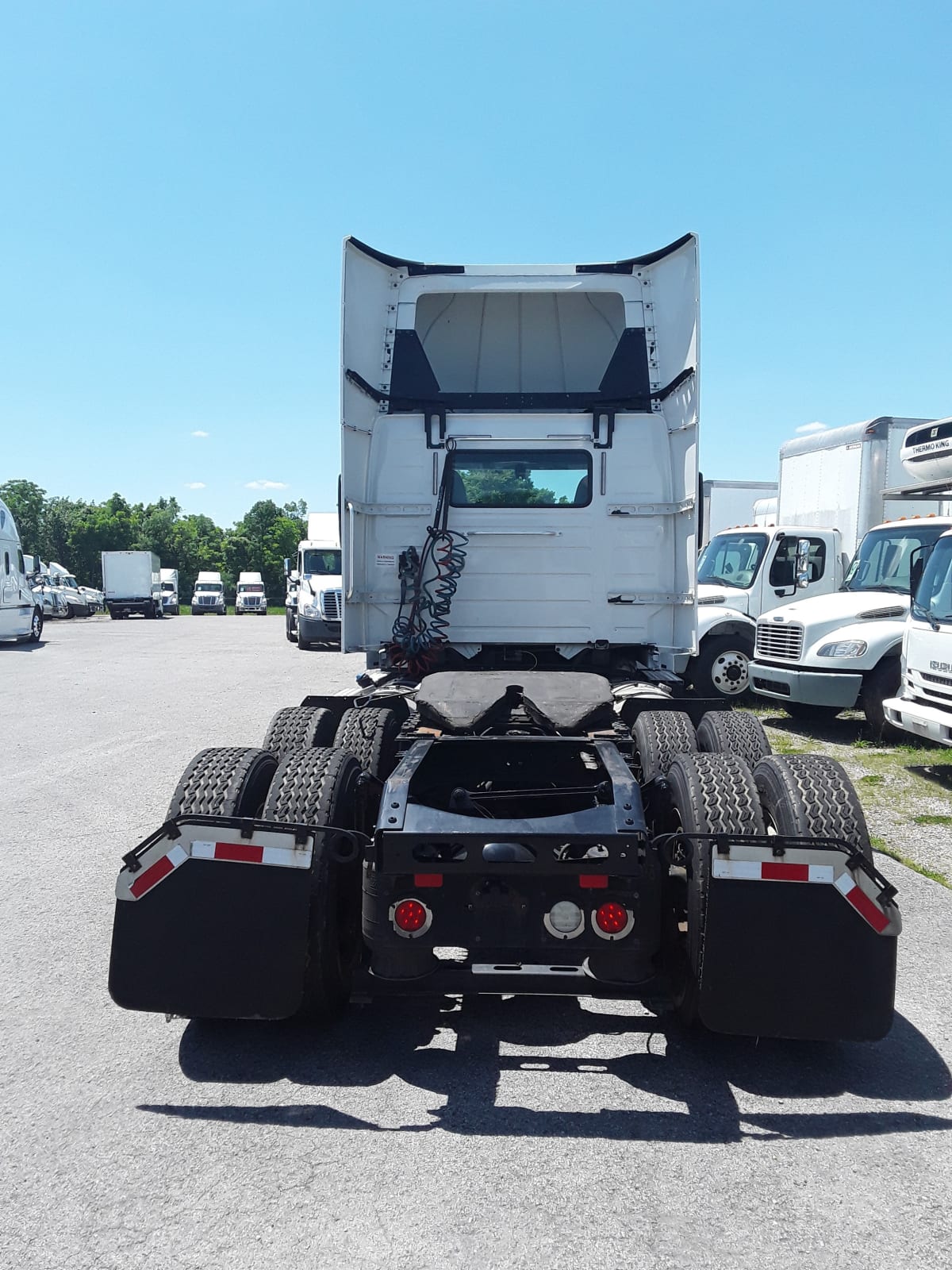 2018 Volvo VNL64TRACTOR 221503