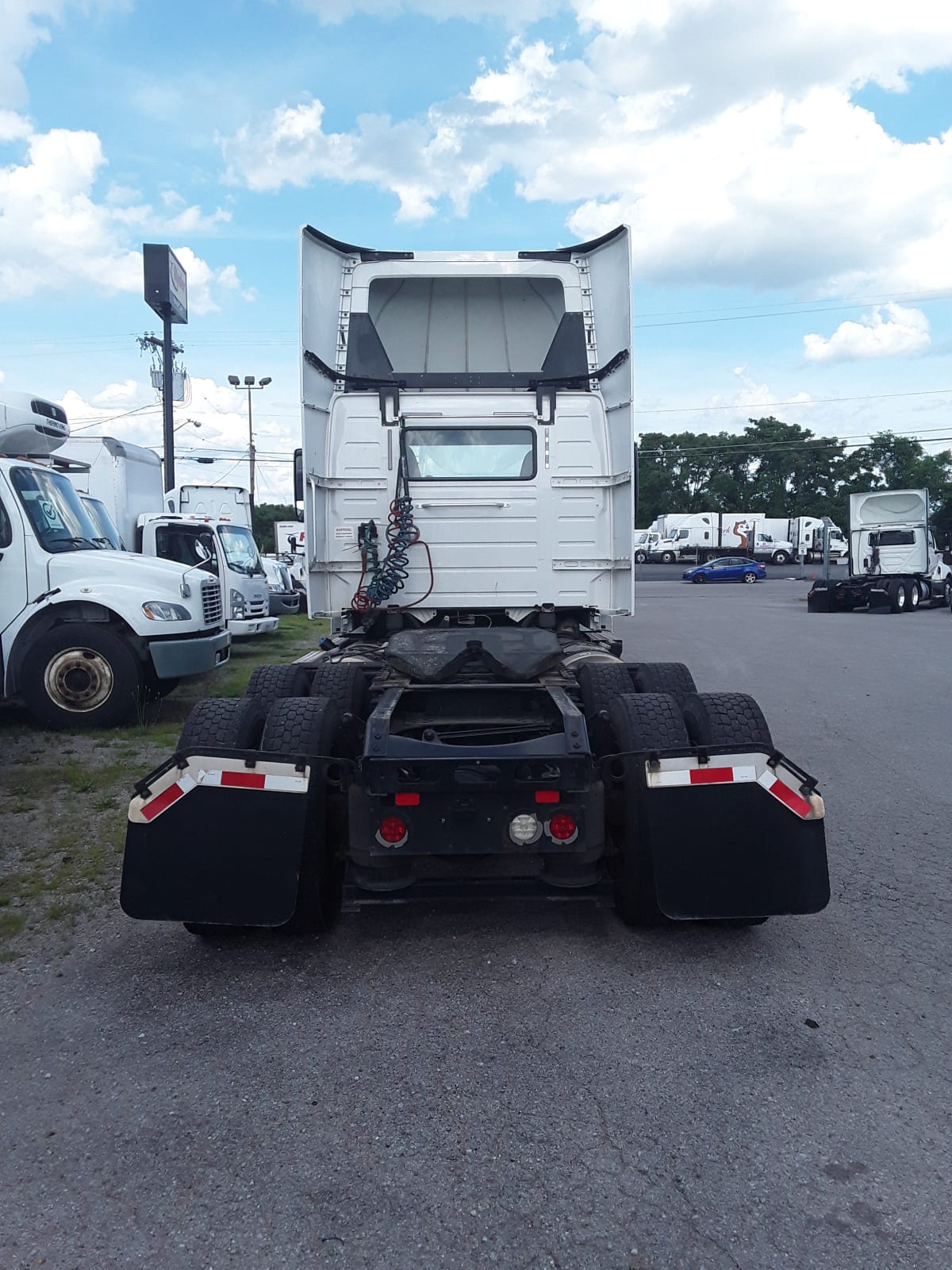 2018 Volvo VNL64TRACTOR 221506