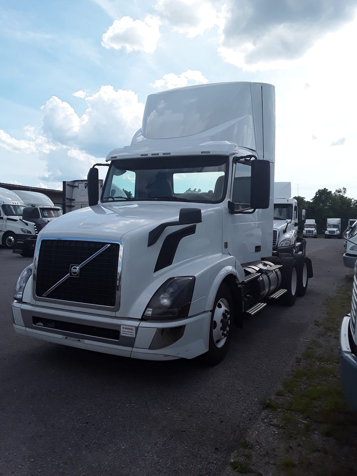 2018 Volvo VNL64TRACTOR 221506