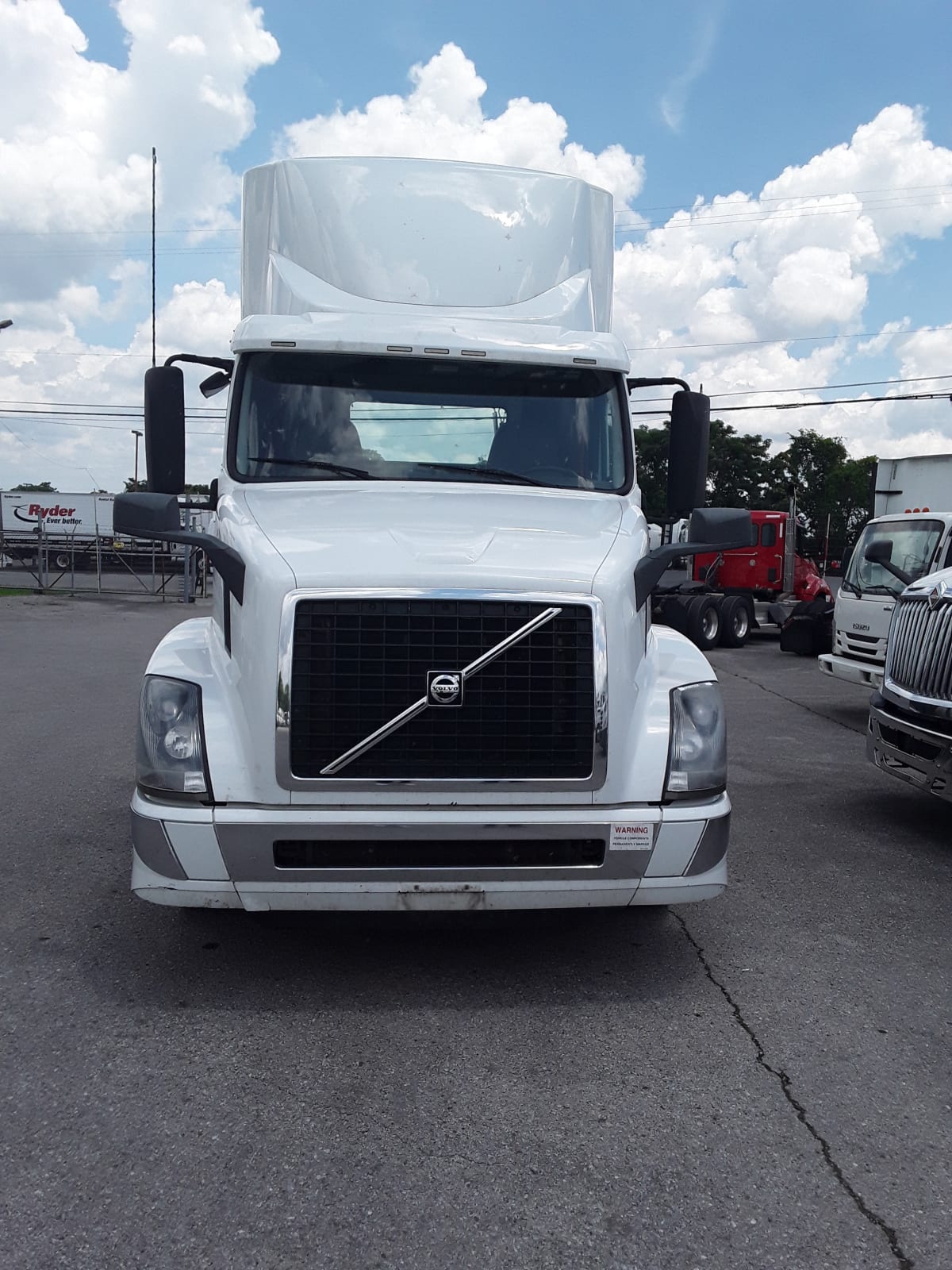 2018 Volvo VNL64TRACTOR 221507