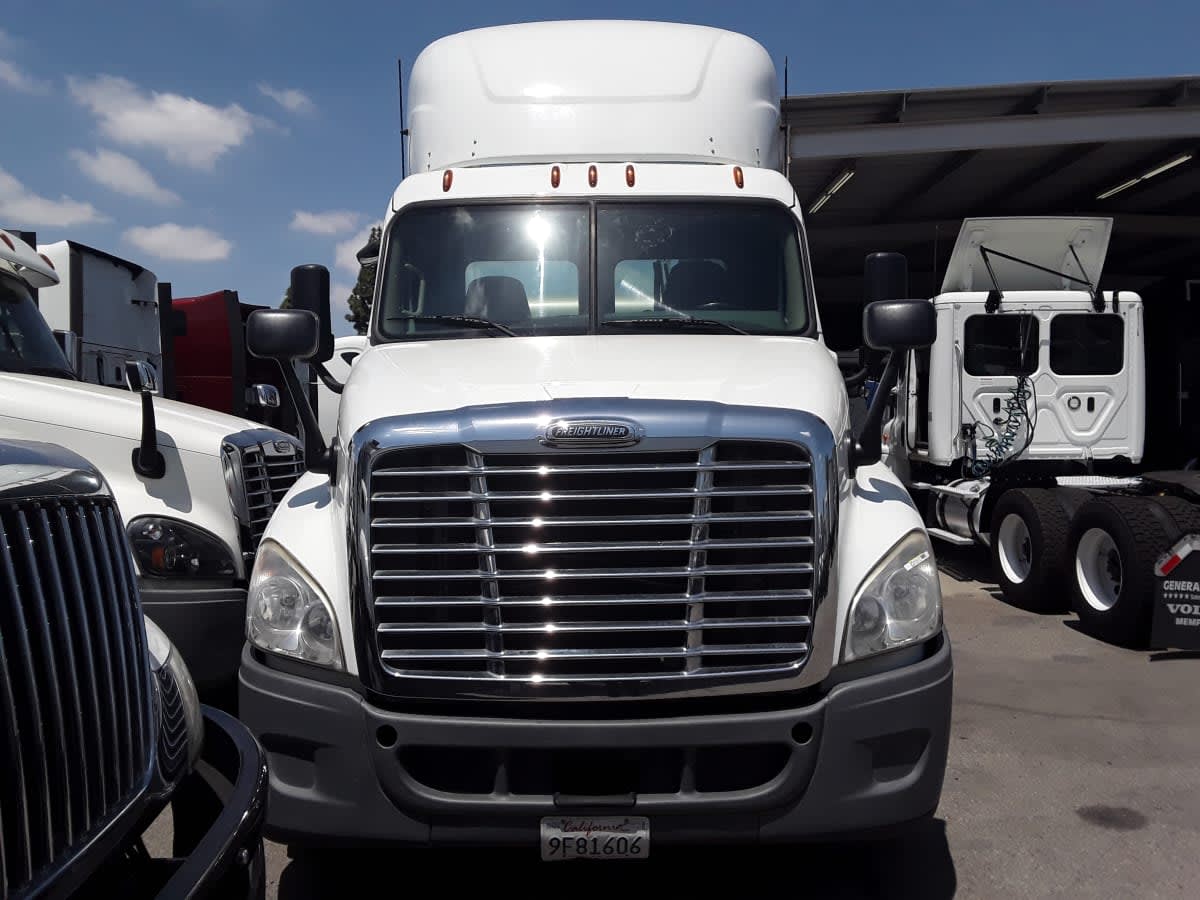 2018 Freightliner/Mercedes CASCADIA 125 221517