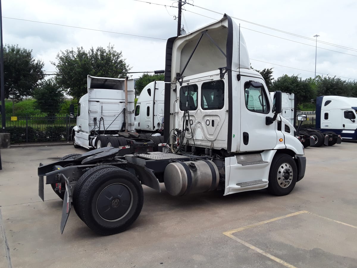 2018 Freightliner/Mercedes CASCADIA 113 221539