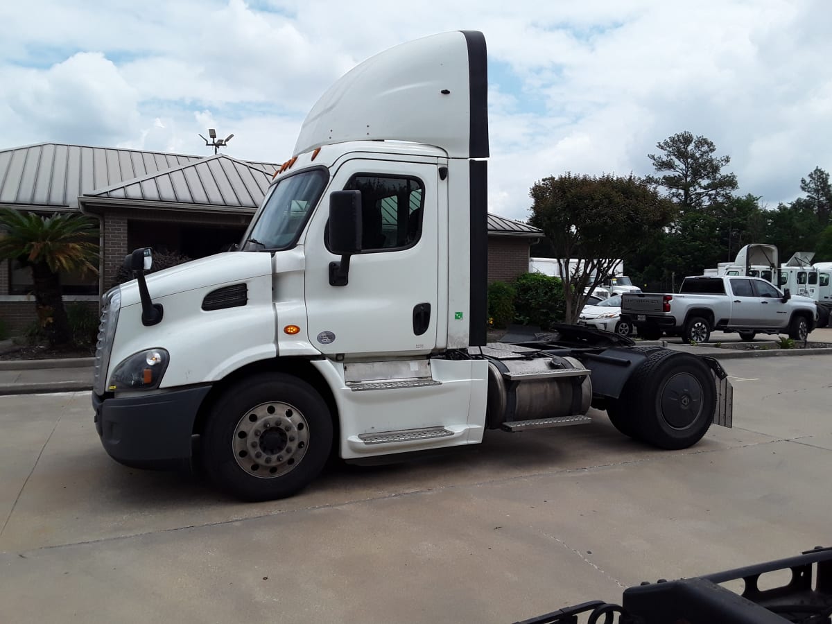 2018 Freightliner/Mercedes CASCADIA 113 221539