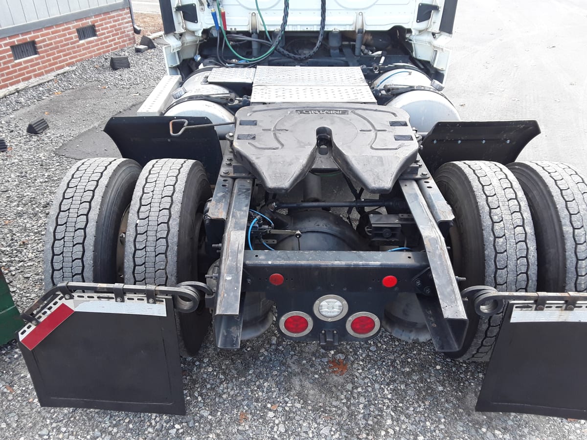 2018 Freightliner/Mercedes CASCADIA 113 221544