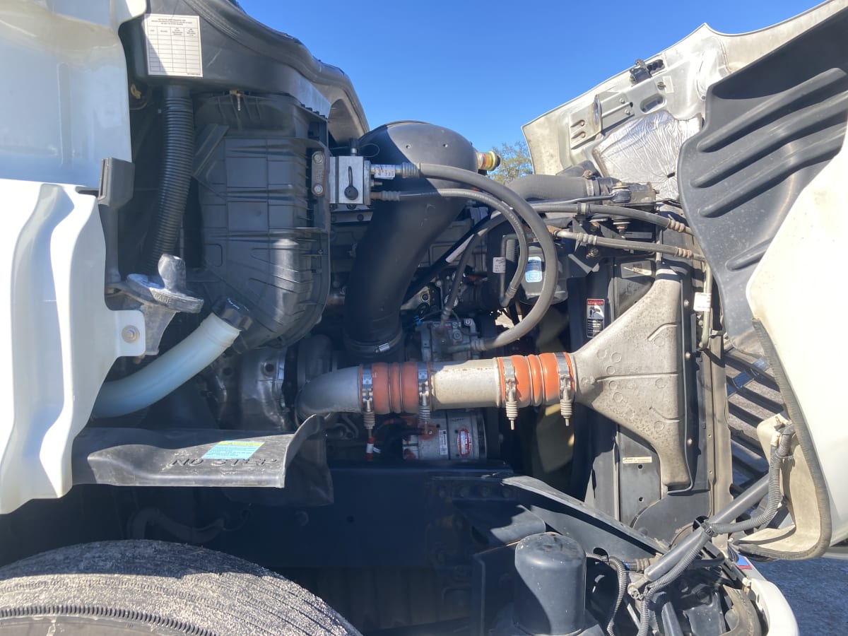 2018 Freightliner/Mercedes CASCADIA 113 221546