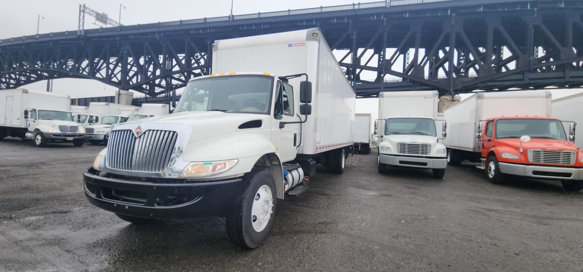 2018 Navistar International 4300 221567