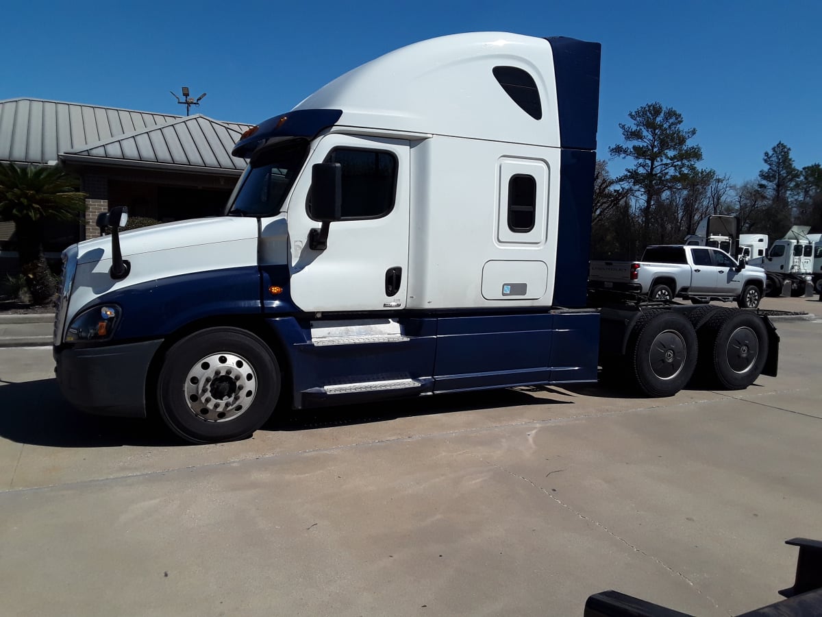 2018 Freightliner/Mercedes CASCADIA 125 221571