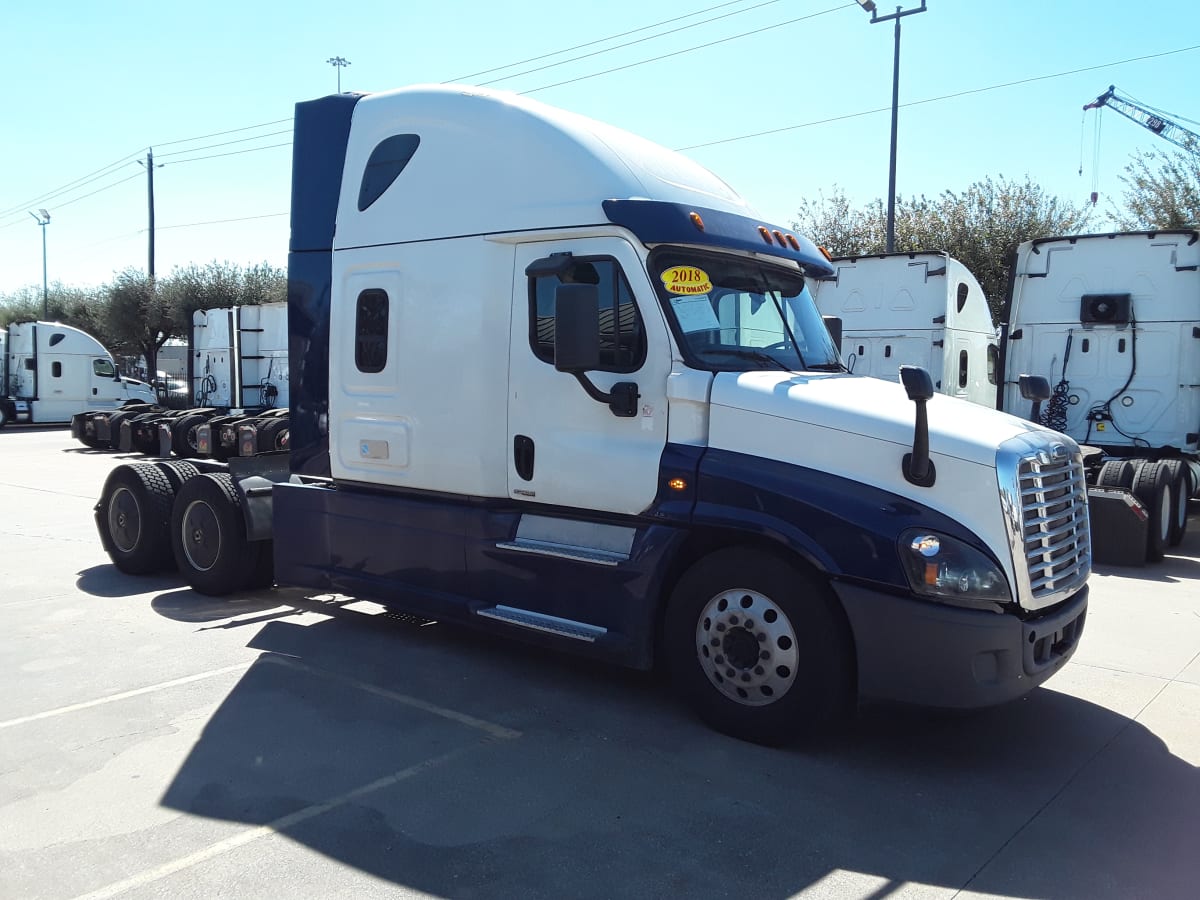 2018 Freightliner/Mercedes CASCADIA 125 221571