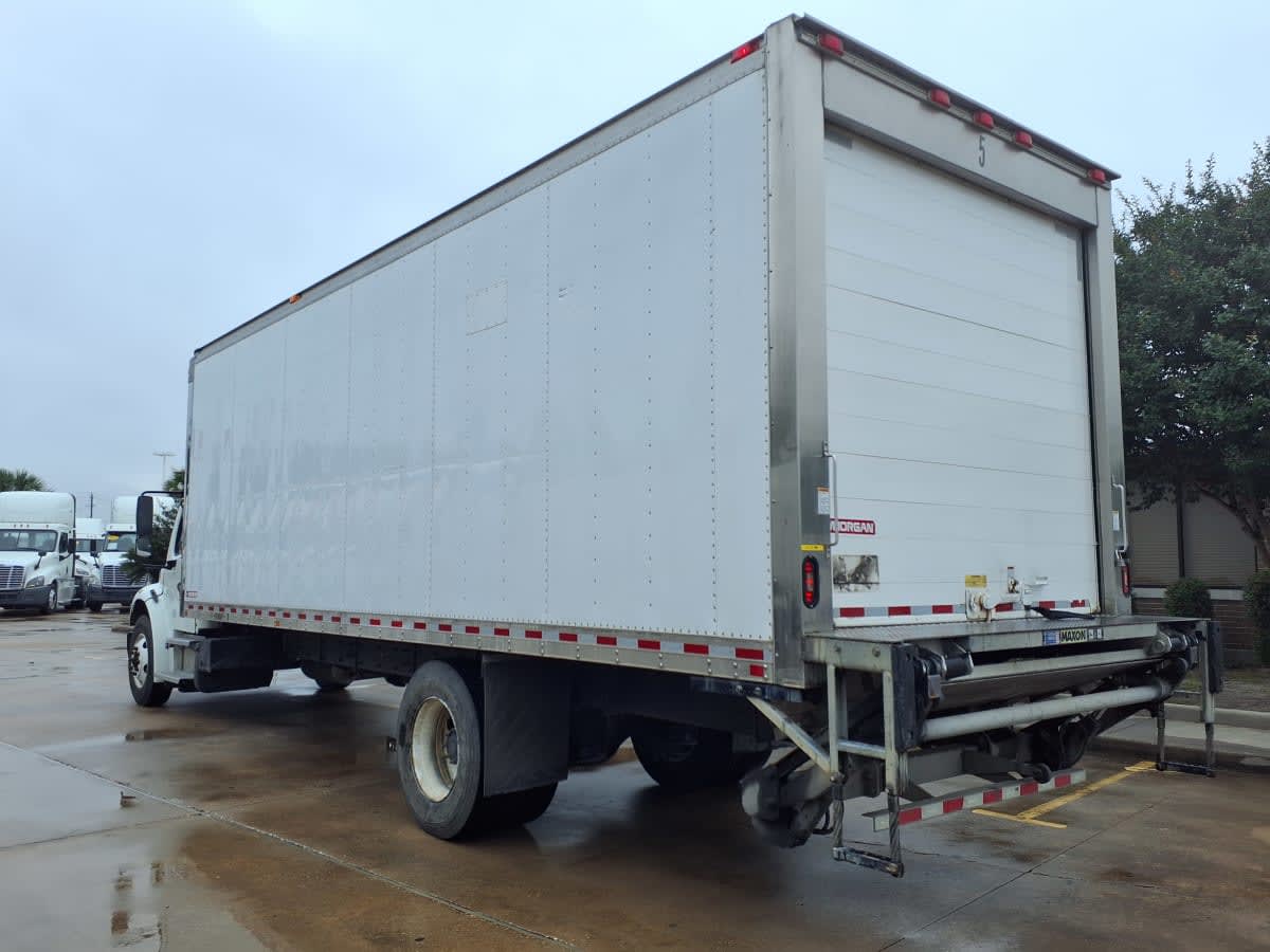 2018 Freightliner/Mercedes M2 106 221579