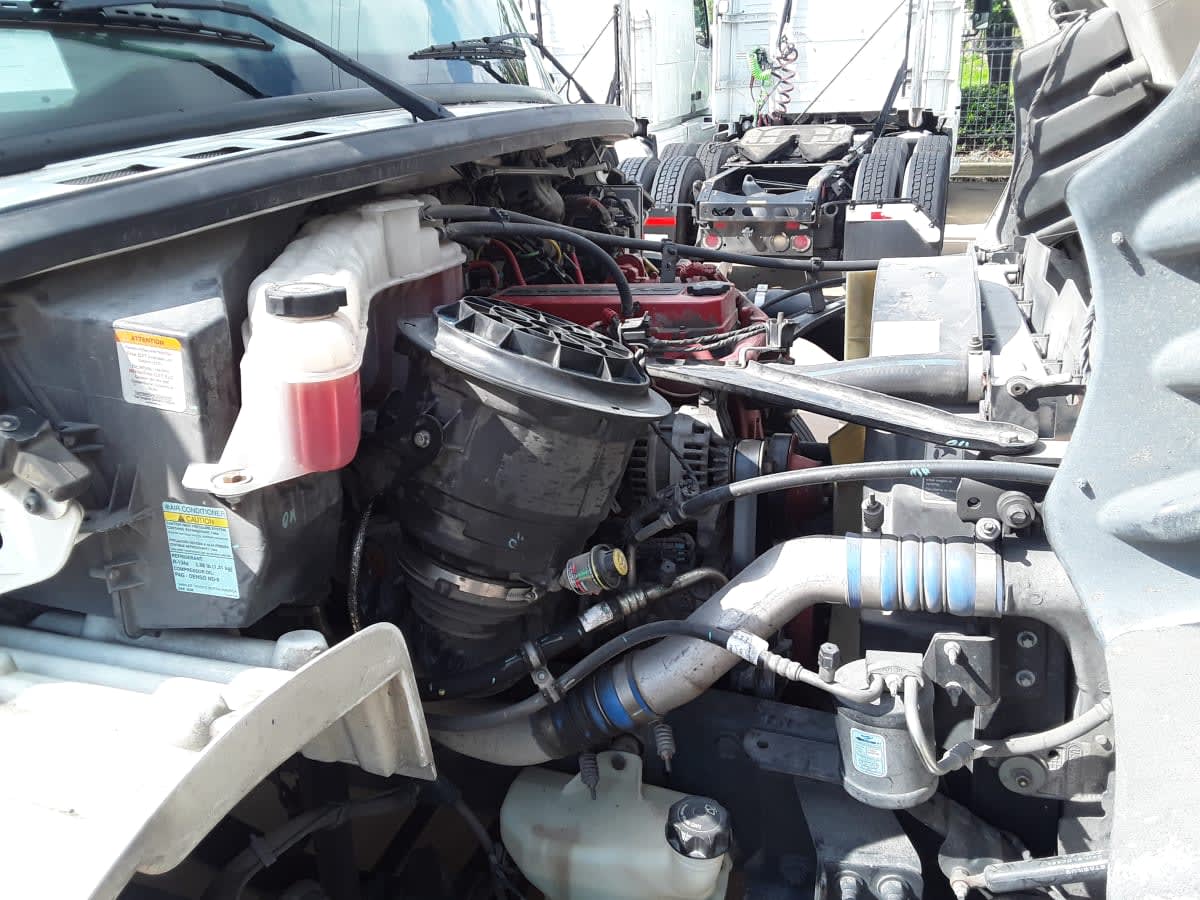 2018 Freightliner M2 106 221581