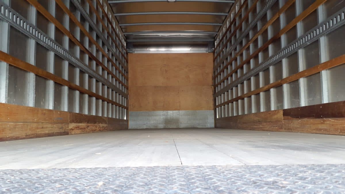 2018 Freightliner/Mercedes M2 106 221683