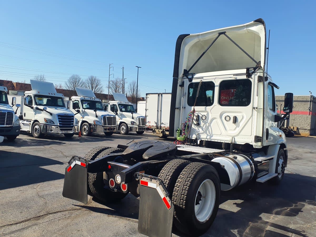 2019 Freightliner/Mercedes CASCADIA 113 221689