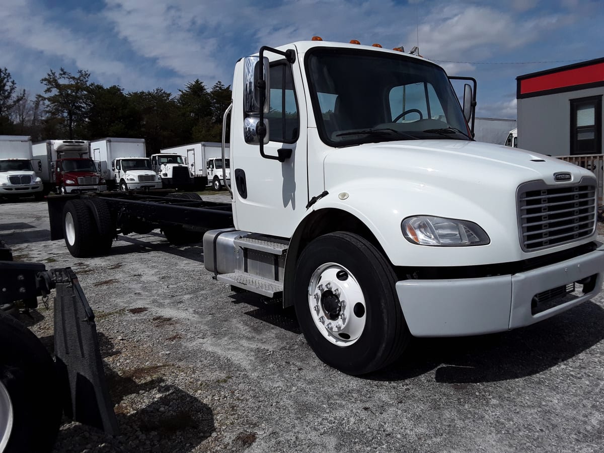 2018 Freightliner/Mercedes M2 106 221710