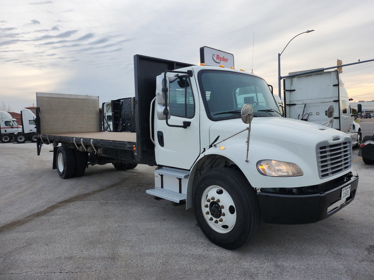 2018 Freightliner/Mercedes M2 106 221749