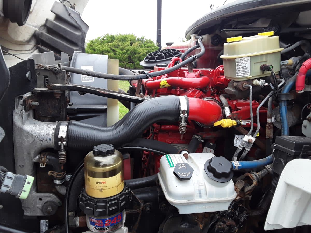 2018 Freightliner M2 106 221754