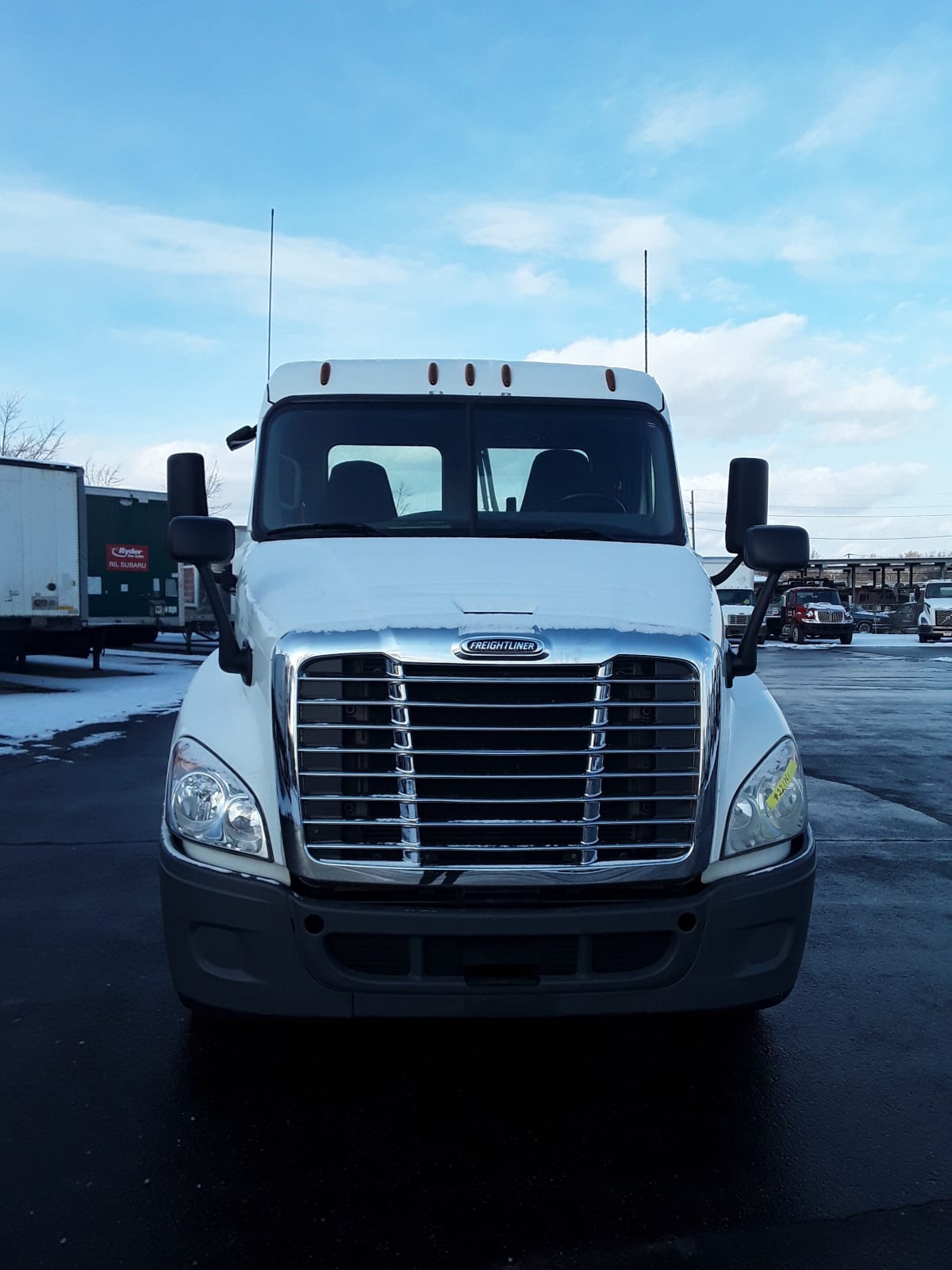 2018 Freightliner - image 2